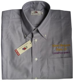 Ejemplo de camisa bordada